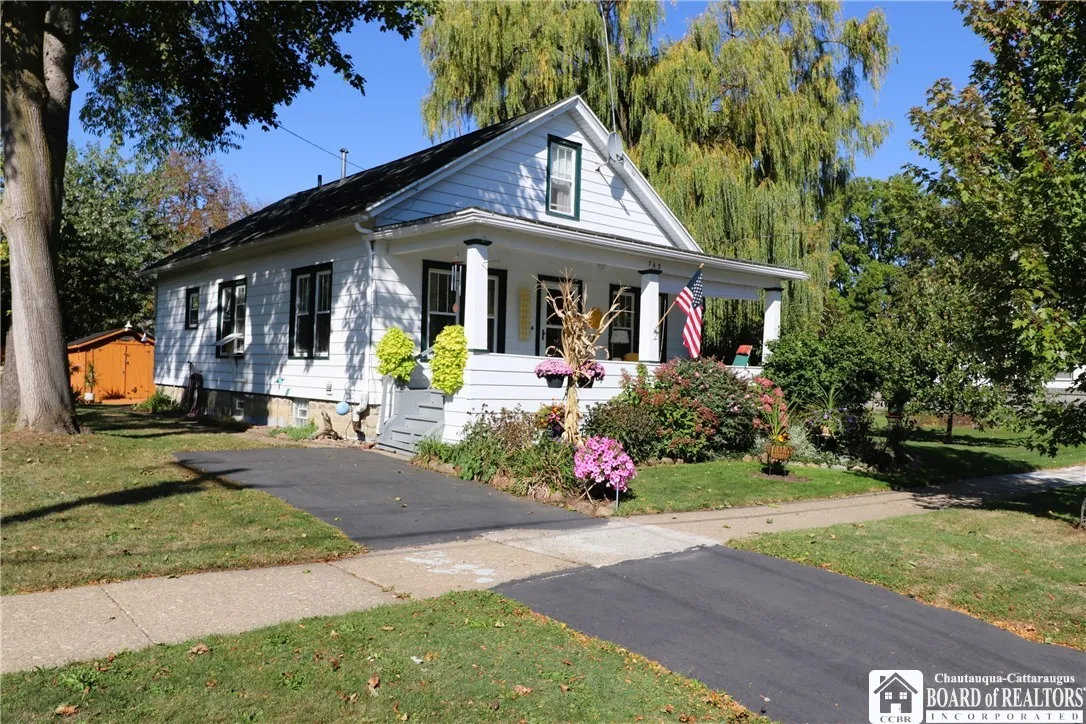 745 Grant Avenue, Dunkirk, New York 14048, Dunkirk, New York 14048, 3 Bedrooms Bedrooms, 7 Rooms Rooms,1 BathroomBathrooms,Residential,Closed,745 Grant Avenue, Dunkirk, New York 14048,0,R1642577