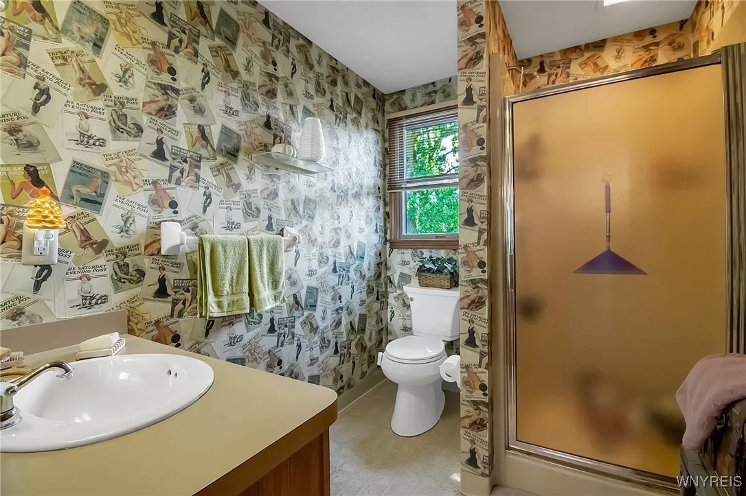 237 Wyeth Drive, Amherst, New York 14068, Amherst, New York 14068, 4 Bedrooms Bedrooms, 11 Rooms Rooms,2 BathroomsBathrooms,Residential,For Sale,237 Wyeth Drive, Amherst, New York 14068,0,B1641570
