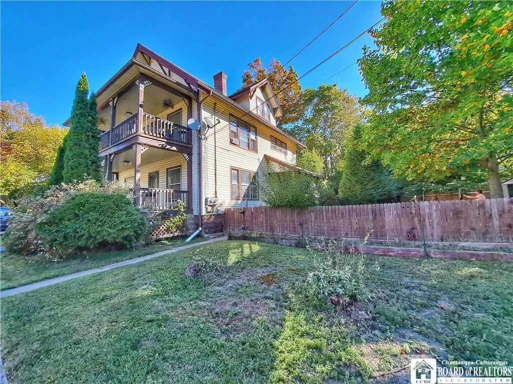 2 Butler Street, Jamestown, New York 14701, Jamestown, New York 14701, 4 Bedrooms Bedrooms, ,2 BathroomsBathrooms,Residential,For Sale,2 Butler Street, Jamestown, New York 14701,0,R1642725