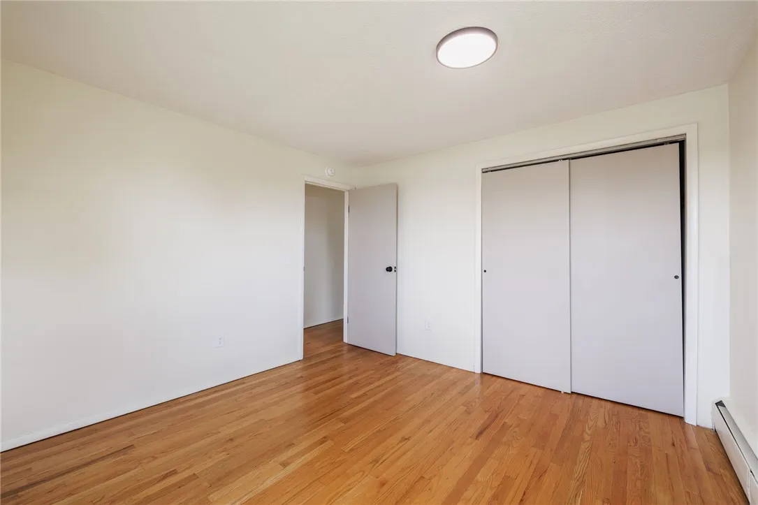 5095 Emerson Road 5, Canandaigua Town, New York 14, Canandaigua Town, New York 14424, 3 Bedrooms Bedrooms, 6 Rooms Rooms,1 BathroomBathrooms,Residential Lease,For Rent,5095 Emerson Road 5, Canandaigua Town, New York 14,0,R1642561