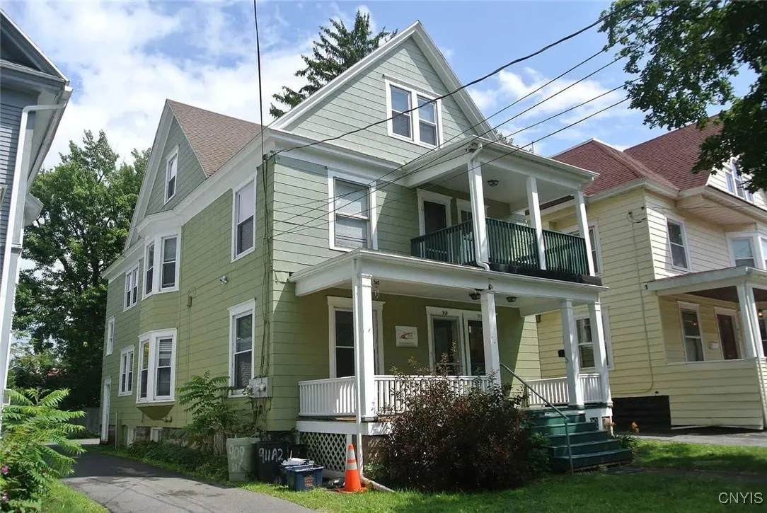 909 Westcott Street 11, Syracuse, New York 13210, Syracuse, New York 13210, 8 Bedrooms Bedrooms, ,3 BathroomsBathrooms,Residential,For Sale,909 Westcott Street 11, Syracuse, New York 13210,0,S1642803
