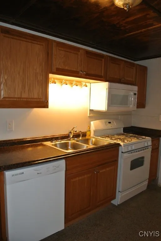 718-720 Westcott Street 20, Syracuse, New York 132, Syracuse, New York 13210, 9 Bedrooms Bedrooms, ,4 BathroomsBathrooms,Residential,For Sale,718-720 Westcott Street 20, Syracuse, New York 132,0,S1642777