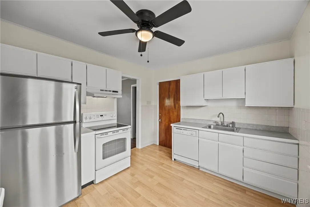 414 Woodward Lower Avenue, Buffalo, New York 14214, Buffalo, New York 14214, 3 Bedrooms Bedrooms, 8 Rooms Rooms,1 BathroomBathrooms,Residential Lease,Closed,414 Woodward Lower Avenue, Buffalo, New York 14214,0,B1642812