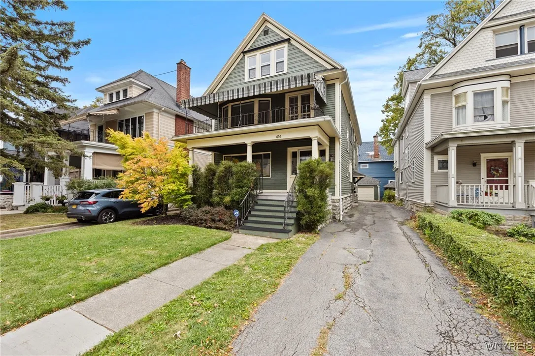 414 Woodward Lower Avenue, Buffalo, New York 14214, Buffalo, New York 14214, 3 Bedrooms Bedrooms, 8 Rooms Rooms,1 BathroomBathrooms,Residential Lease,Closed,414 Woodward Lower Avenue, Buffalo, New York 14214,0,B1642812