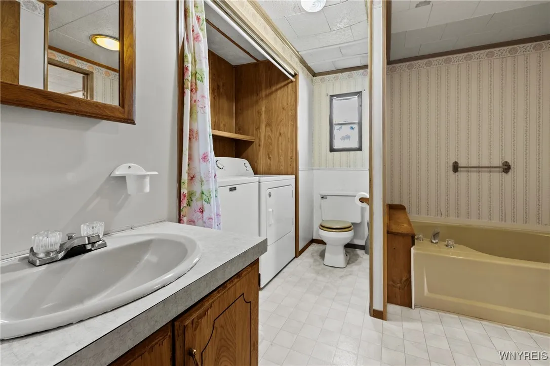 65 Lorraine Place, West Seneca, New York 14224, West Seneca, New York 14224, 2 Bedrooms Bedrooms, 6 Rooms Rooms,2 BathroomsBathrooms,Residential,Closed,65 Lorraine Place, West Seneca, New York 14224,0,B1642722