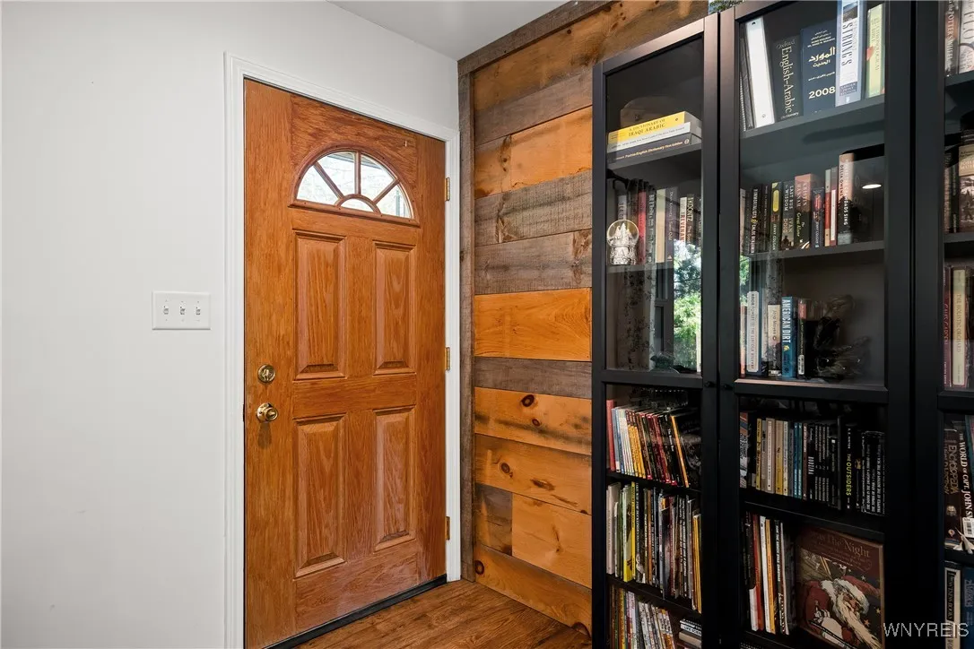 1068 Smith Road, Amherst, New York 14051, Amherst, New York 14051, 3 Bedrooms Bedrooms, 7 Rooms Rooms,2 BathroomsBathrooms,Residential,For Sale,1068 Smith Road, Amherst, New York 14051,0,B1642843