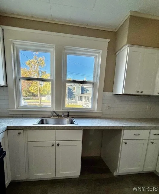 New sink! Double windows, view of Green St
