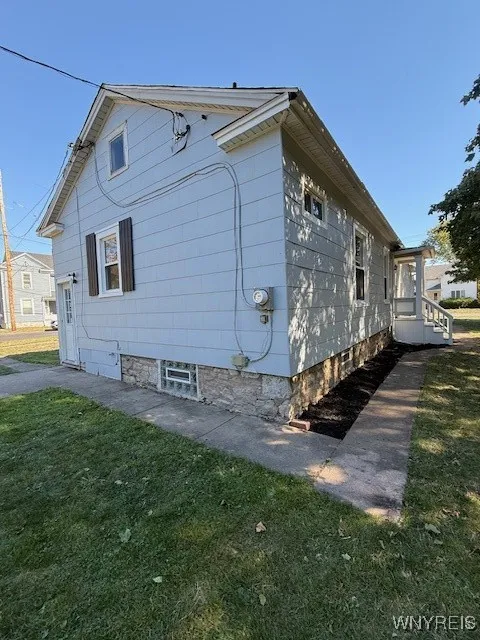 301 Hawley Street, Lockport City, New York 14094, Lockport City, New York 14094, 3 Bedrooms Bedrooms, 6 Rooms Rooms,1 BathroomBathrooms,Residential,For Sale,301 Hawley Street, Lockport City, New York 14094,0,B1620234