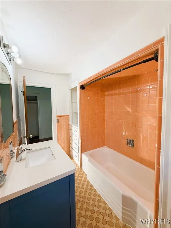 414 Washington Avenue, Tonawanda, New York 14217, Tonawanda, New York 14217, 3 Bedrooms Bedrooms, 5 Rooms Rooms,1 BathroomBathrooms,Residential Lease,For Rent,414 Washington Avenue, Tonawanda, New York 14217,0,B1642425