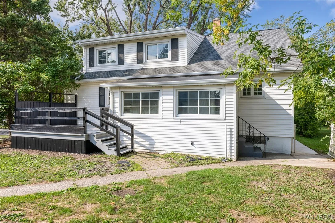651 Longmeadow Road, Amherst, New York 14226, Amherst, New York 14226, 5 Bedrooms Bedrooms, 10 Rooms Rooms,2 BathroomsBathrooms,Residential,For Sale,651 Longmeadow Road, Amherst, New York 14226,0,B1641977
