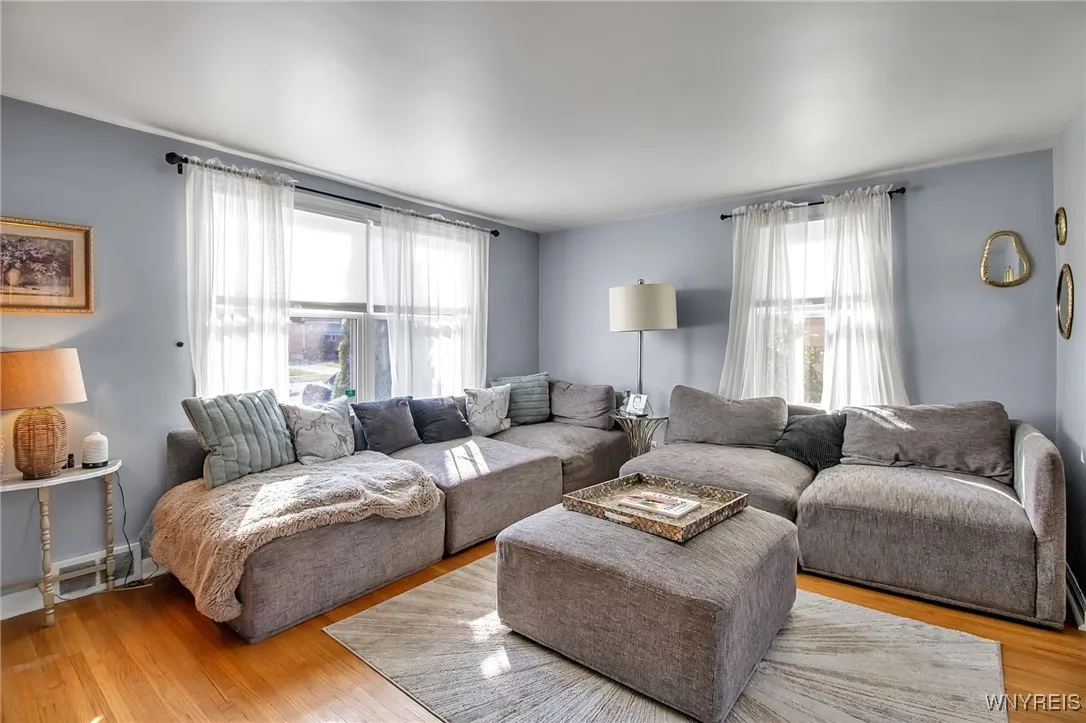 470 Maynard Drive, Amherst, New York 14226, Amherst, New York 14226, 3 Bedrooms Bedrooms, 7 Rooms Rooms,1 BathroomBathrooms,Residential,For Sale,470 Maynard Drive, Amherst, New York 14226,0,B1641547