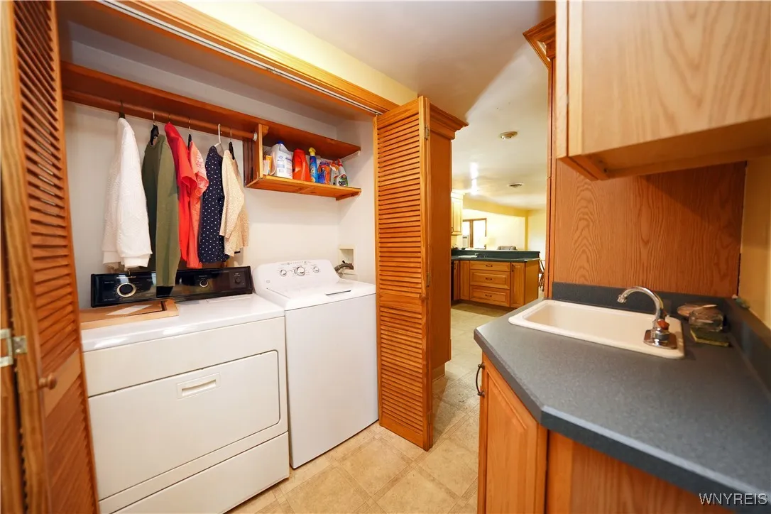 218 Vaughn Street, Concord, New York 14141, Concord, New York 14141, 3 Bedrooms Bedrooms, 8 Rooms Rooms,1 BathroomBathrooms,Residential,Closed,218 Vaughn Street, Concord, New York 14141,0,B1642701