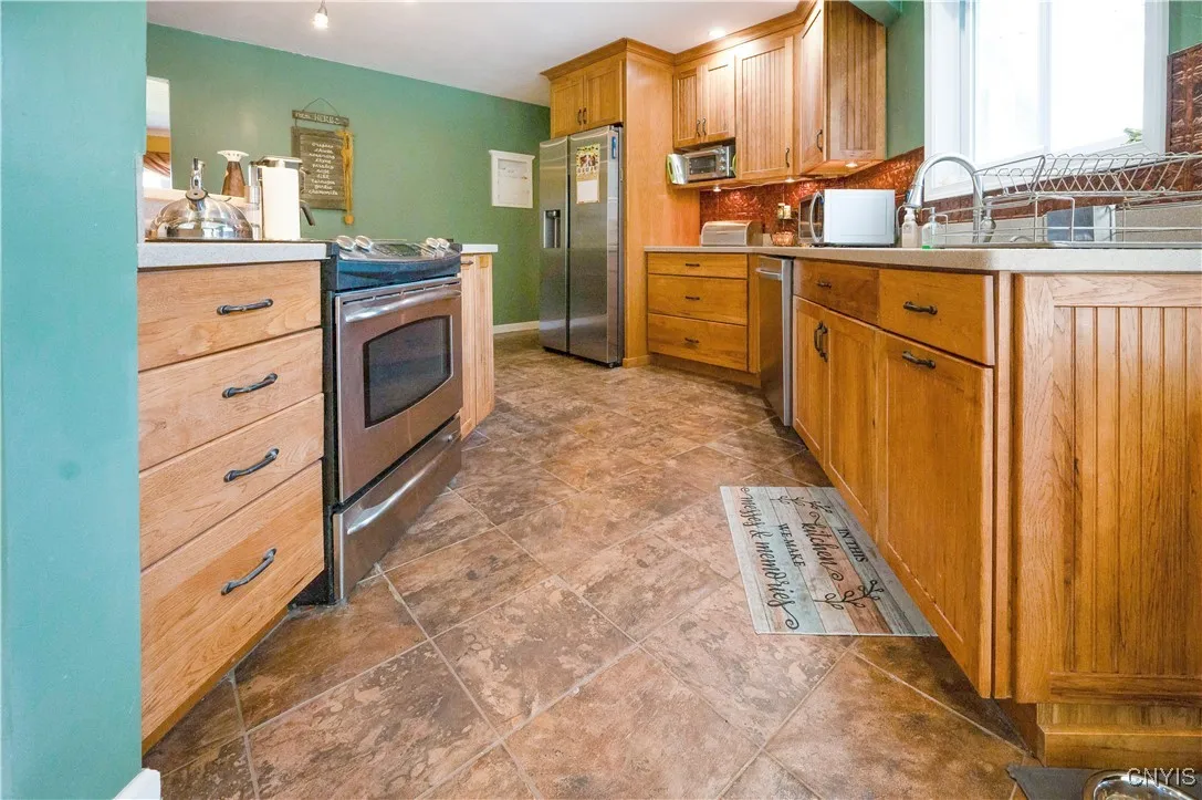 10014 Coombs Road, Trenton, New York 13354, Trenton, New York 13354, 3 Bedrooms Bedrooms, 9 Rooms Rooms,2 BathroomsBathrooms,Residential,For Sale,10014 Coombs Road, Trenton, New York 13354,0,S1642981