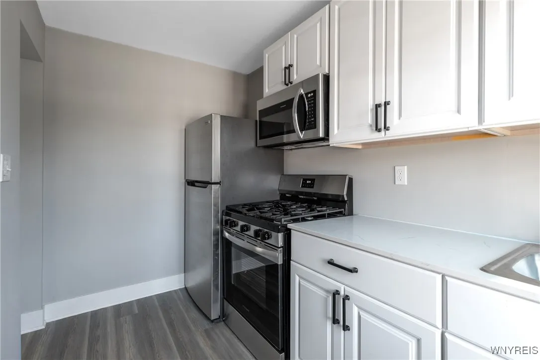 1225 Hertel Avenue 7, Buffalo, New York 14216, Buffalo, New York 14216, 1 Bedroom Bedrooms, 3 Rooms Rooms,1 BathroomBathrooms,Residential Lease,For Rent,1225 Hertel Avenue 7, Buffalo, New York 14216,0,B1641228