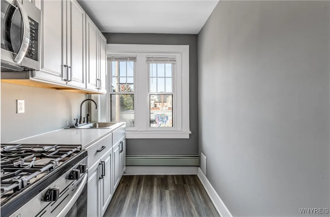 1225 Hertel Avenue 7, Buffalo, New York 14216, Buffalo, New York 14216, 1 Bedroom Bedrooms, 3 Rooms Rooms,1 BathroomBathrooms,Residential Lease,For Rent,1225 Hertel Avenue 7, Buffalo, New York 14216,0,B1641228