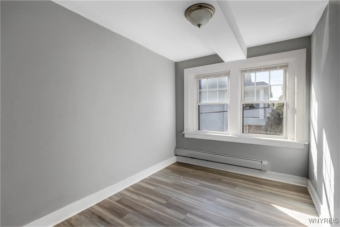 1225 Hertel Avenue 7, Buffalo, New York 14216, Buffalo, New York 14216, 1 Bedroom Bedrooms, 3 Rooms Rooms,1 BathroomBathrooms,Residential Lease,For Rent,1225 Hertel Avenue 7, Buffalo, New York 14216,0,B1641228