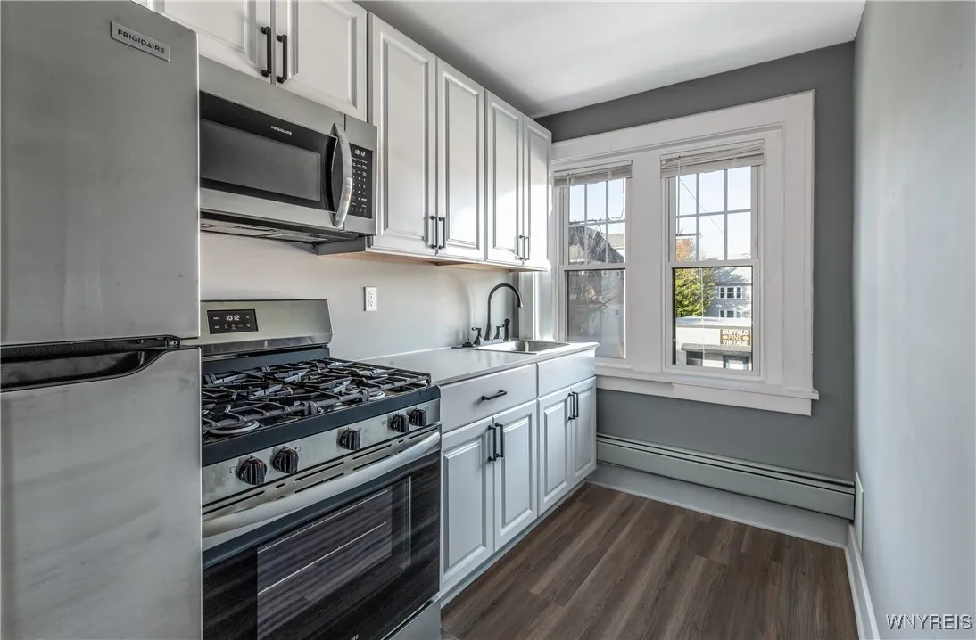 1225 Hertel Avenue 7, Buffalo, New York 14216, Buffalo, New York 14216, 1 Bedroom Bedrooms, 3 Rooms Rooms,1 BathroomBathrooms,Residential Lease,For Rent,1225 Hertel Avenue 7, Buffalo, New York 14216,0,B1641228