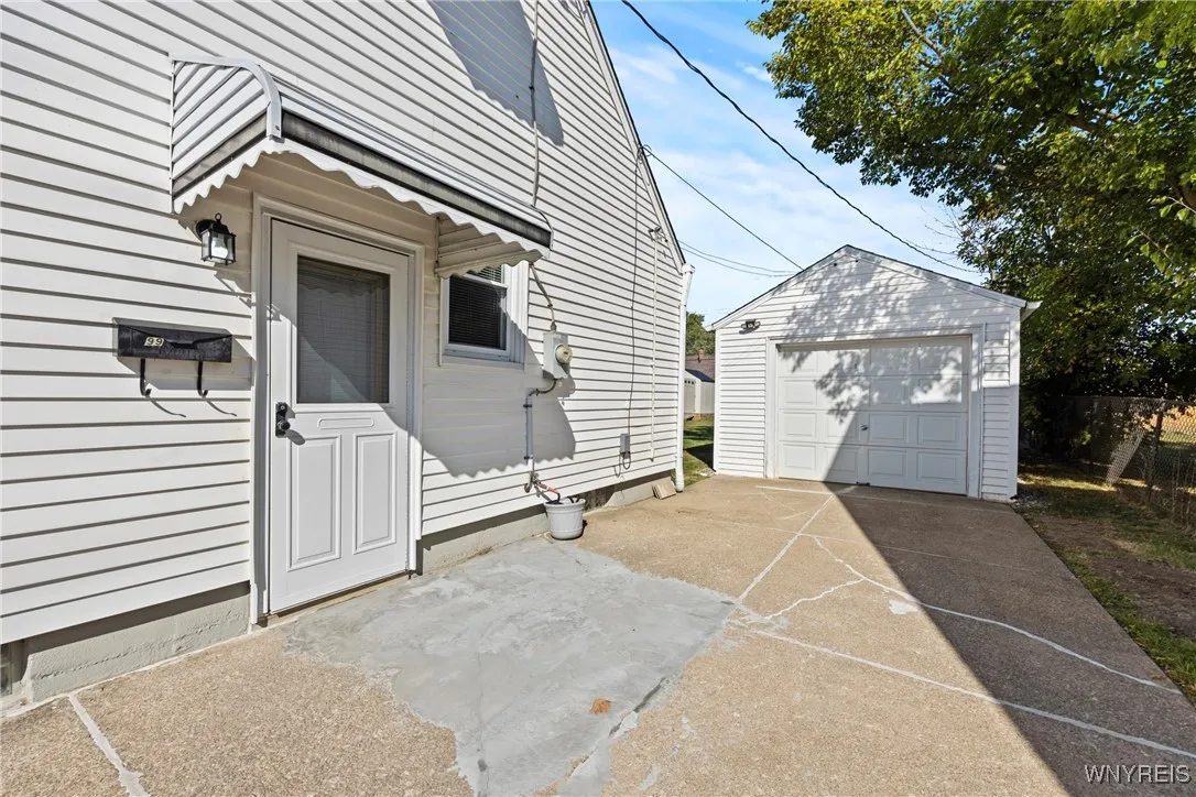 99 Coventry Road, Tonawanda, New York 14217, Tonawanda, New York 14217, 3 Bedrooms Bedrooms, 5 Rooms Rooms,2 BathroomsBathrooms,Residential,For Sale,99 Coventry Road, Tonawanda, New York 14217,0,B1642971
