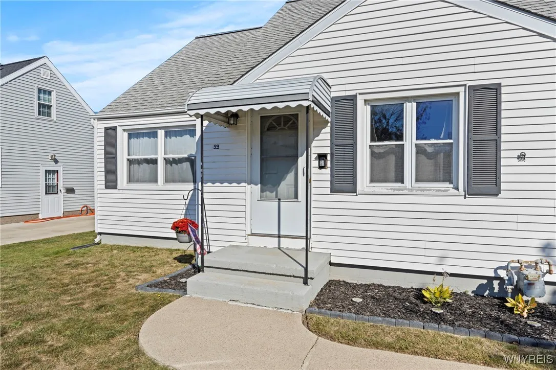 99 Coventry Road, Tonawanda, New York 14217, Tonawanda, New York 14217, 3 Bedrooms Bedrooms, 5 Rooms Rooms,2 BathroomsBathrooms,Residential,For Sale,99 Coventry Road, Tonawanda, New York 14217,0,B1642971