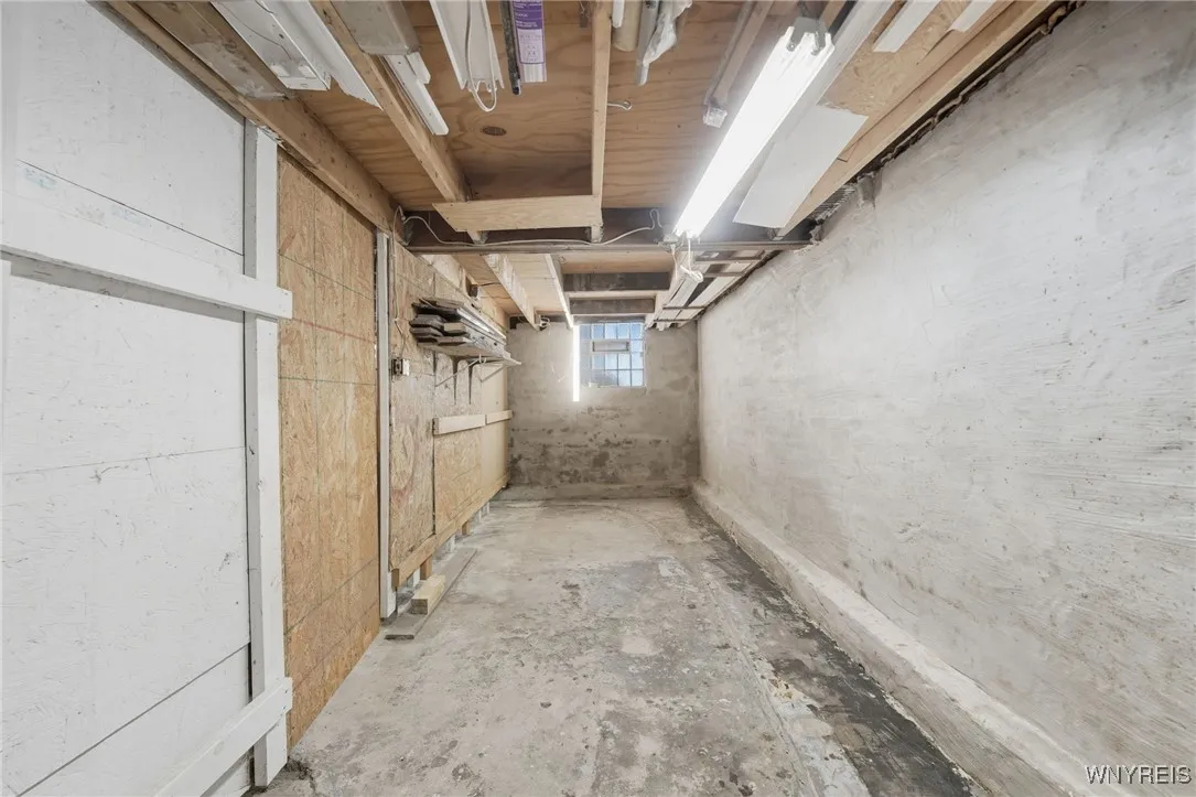 84 Alsace Avenue, Buffalo, New York 14220, Buffalo, New York 14220, 3 Bedrooms Bedrooms, 10 Rooms Rooms,1 BathroomBathrooms,Residential,For Sale,84 Alsace Avenue, Buffalo, New York 14220,0,B1641733
