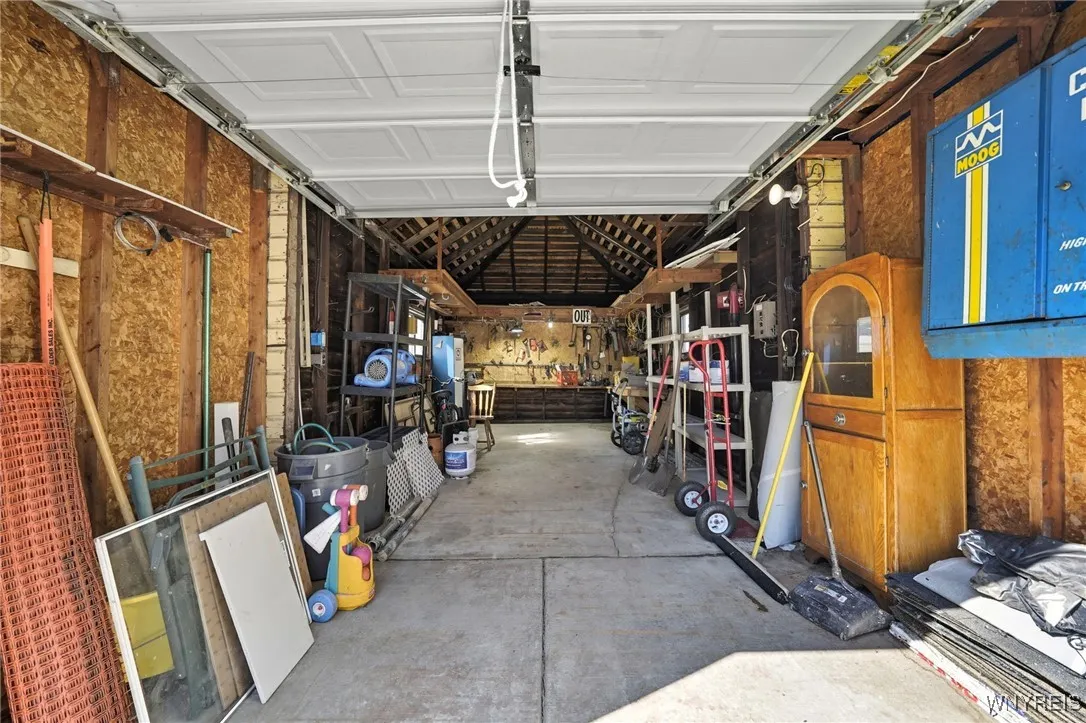 84 Alsace Avenue, Buffalo, New York 14220, Buffalo, New York 14220, 3 Bedrooms Bedrooms, 10 Rooms Rooms,1 BathroomBathrooms,Residential,For Sale,84 Alsace Avenue, Buffalo, New York 14220,0,B1641733
