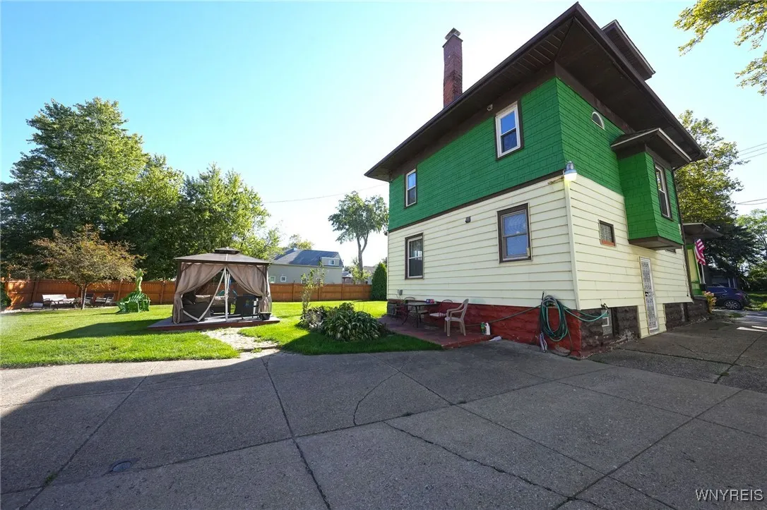 26 Moeller Street, Buffalo, New York 14211, Buffalo, New York 14211, 3 Bedrooms Bedrooms, 7 Rooms Rooms,1 BathroomBathrooms,Residential,For Sale,26 Moeller Street, Buffalo, New York 14211,0,B1642992