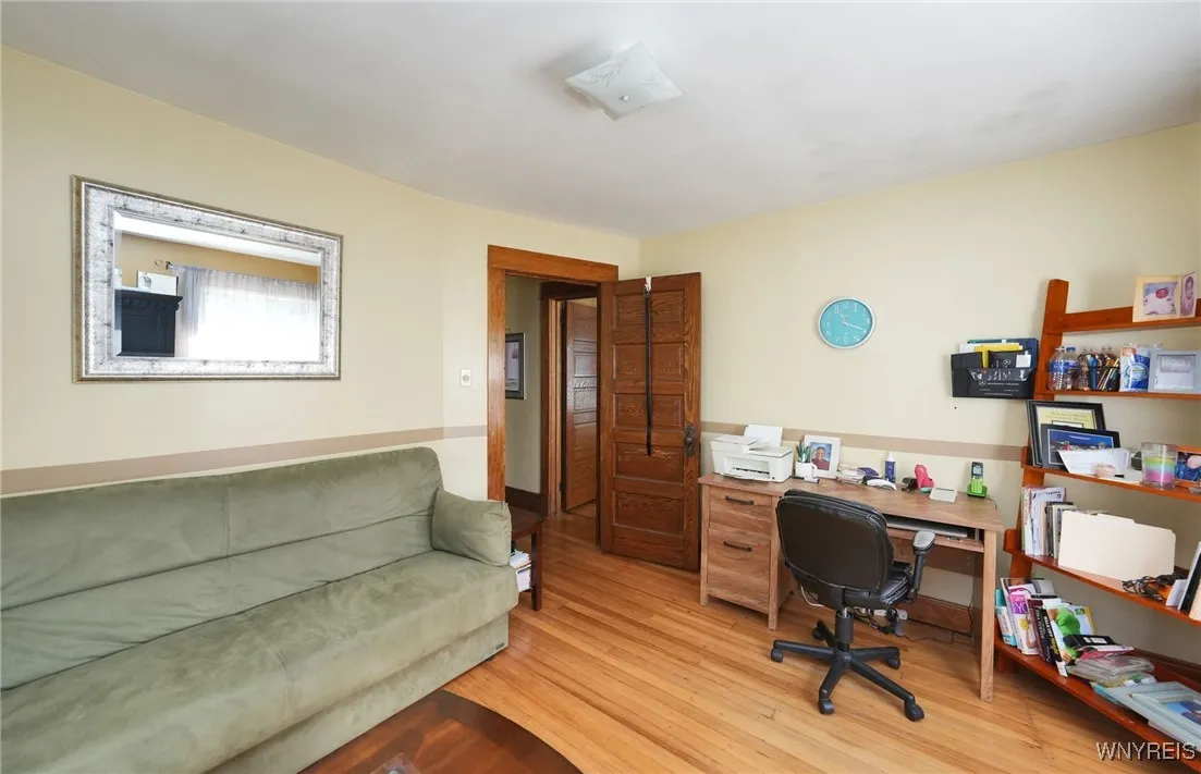 26 Moeller Street, Buffalo, New York 14211, Buffalo, New York 14211, 3 Bedrooms Bedrooms, 7 Rooms Rooms,1 BathroomBathrooms,Residential,For Sale,26 Moeller Street, Buffalo, New York 14211,0,B1642992