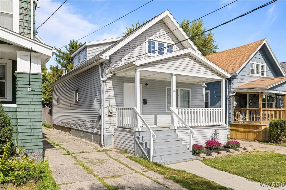 68 Wecker Street, Buffalo, New York 14215, Buffalo, New York 14215, 4 Bedrooms Bedrooms, 6 Rooms Rooms,2 BathroomsBathrooms,Residential,For Sale,68 Wecker Street, Buffalo, New York 14215,0,B1642935