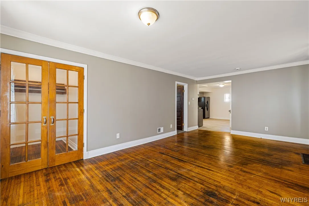 LIVING ROOM TO DINING ROOM