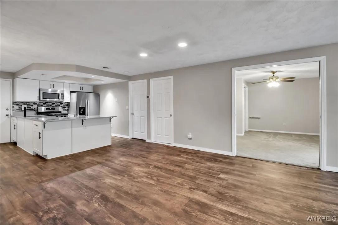 1240 Youngs Road H, Amherst, New York 14221, Amherst, New York 14221, 2 Bedrooms Bedrooms, 5 Rooms Rooms,1 BathroomBathrooms,Residential,For Sale,1240 Youngs Road H, Amherst, New York 14221,0,B1642946