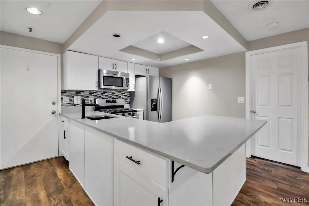 1240 Youngs Road H, Amherst, New York 14221, Amherst, New York 14221, 2 Bedrooms Bedrooms, 5 Rooms Rooms,1 BathroomBathrooms,Residential,For Sale,1240 Youngs Road H, Amherst, New York 14221,0,B1642946