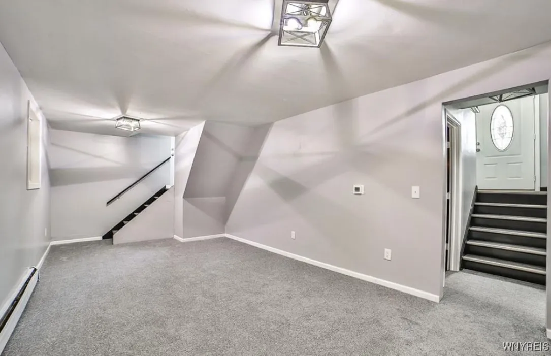 240 Belmont Court East, North Tonawanda, New York, North Tonawanda, New York 14120, 3 Bedrooms Bedrooms, 8 Rooms Rooms,2 BathroomsBathrooms,Residential,For Sale,240 Belmont Court East, North Tonawanda, New York ,0,B1643018