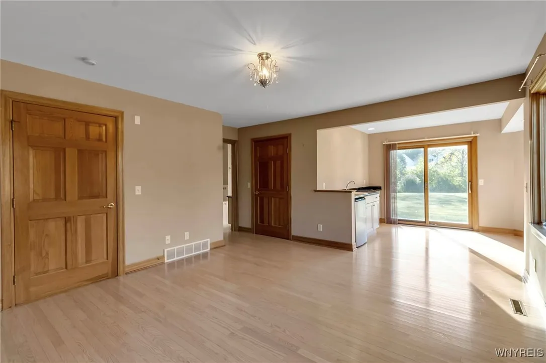 4505 Timberlake Drive, Clarence, New York 14031, Clarence, New York 14031, 4 Bedrooms Bedrooms, 10 Rooms Rooms,3 BathroomsBathrooms,Residential,For Sale,4505 Timberlake Drive, Clarence, New York 14031,0,B1642927