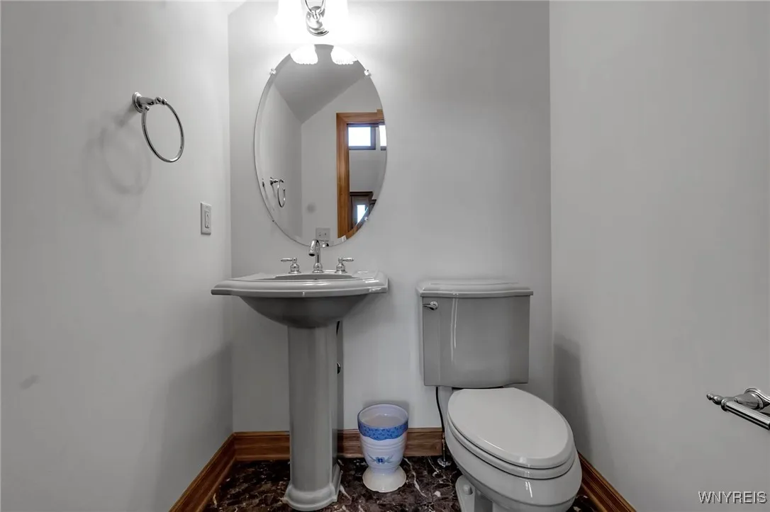 4505 Timberlake Drive, Clarence, New York 14031, Clarence, New York 14031, 4 Bedrooms Bedrooms, 10 Rooms Rooms,3 BathroomsBathrooms,Residential,For Sale,4505 Timberlake Drive, Clarence, New York 14031,0,B1642927