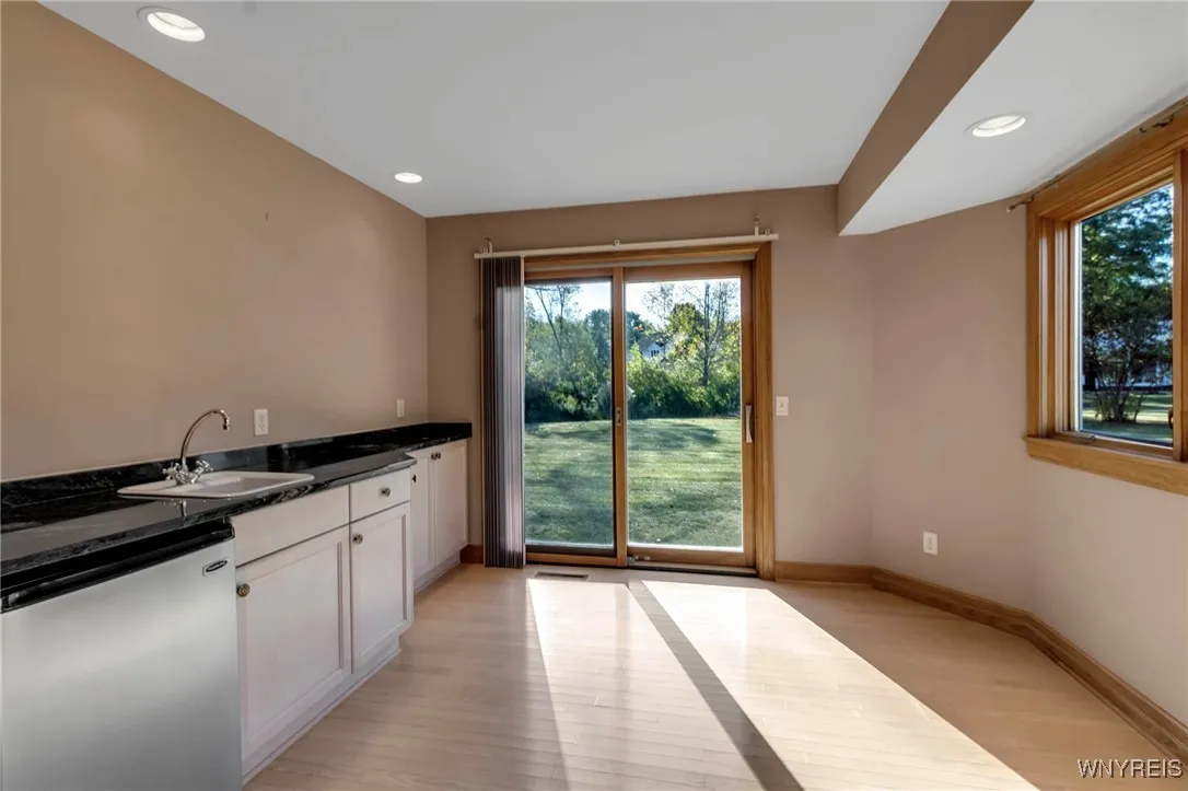 4505 Timberlake Drive, Clarence, New York 14031, Clarence, New York 14031, 4 Bedrooms Bedrooms, 10 Rooms Rooms,3 BathroomsBathrooms,Residential,For Sale,4505 Timberlake Drive, Clarence, New York 14031,0,B1642927