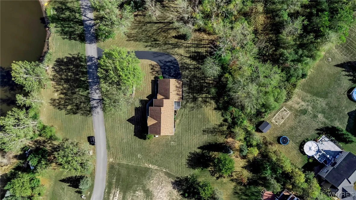 4505 Timberlake Drive, Clarence, New York 14031, Clarence, New York 14031, 4 Bedrooms Bedrooms, 10 Rooms Rooms,3 BathroomsBathrooms,Residential,For Sale,4505 Timberlake Drive, Clarence, New York 14031,0,B1642927