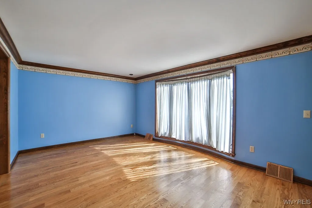 1687 Fix Road, Grand Island, New York 14072, Grand Island, New York 14072, 3 Bedrooms Bedrooms, 10 Rooms Rooms,1 BathroomBathrooms,Residential,For Sale,1687 Fix Road, Grand Island, New York 14072,0,B1642495