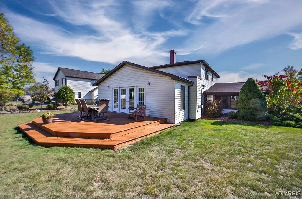 1687 Fix Road, Grand Island, New York 14072, Grand Island, New York 14072, 3 Bedrooms Bedrooms, 10 Rooms Rooms,1 BathroomBathrooms,Residential,For Sale,1687 Fix Road, Grand Island, New York 14072,0,B1642495
