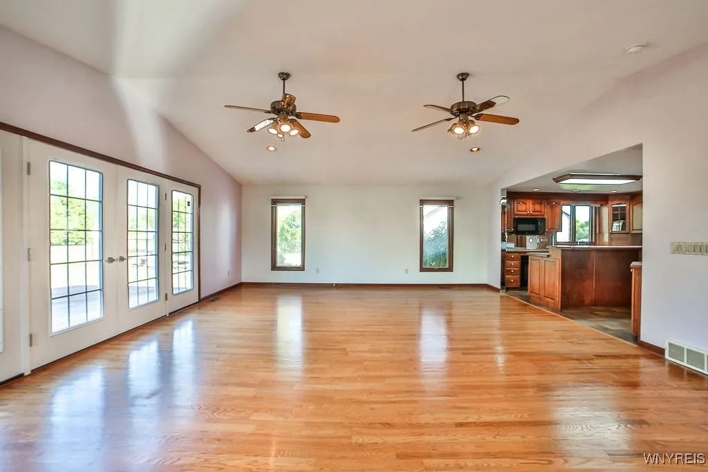 1687 Fix Road, Grand Island, New York 14072, Grand Island, New York 14072, 3 Bedrooms Bedrooms, 10 Rooms Rooms,1 BathroomBathrooms,Residential,For Sale,1687 Fix Road, Grand Island, New York 14072,0,B1642495