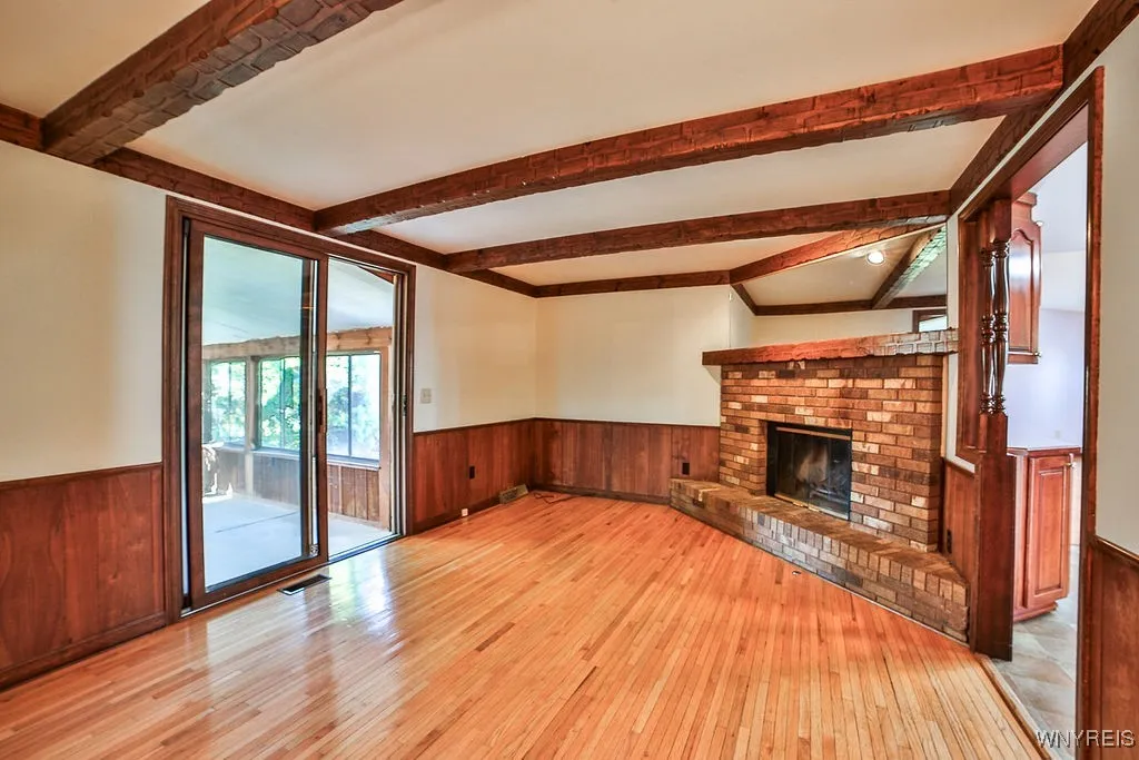 1687 Fix Road, Grand Island, New York 14072, Grand Island, New York 14072, 3 Bedrooms Bedrooms, 10 Rooms Rooms,1 BathroomBathrooms,Residential,For Sale,1687 Fix Road, Grand Island, New York 14072,0,B1642495