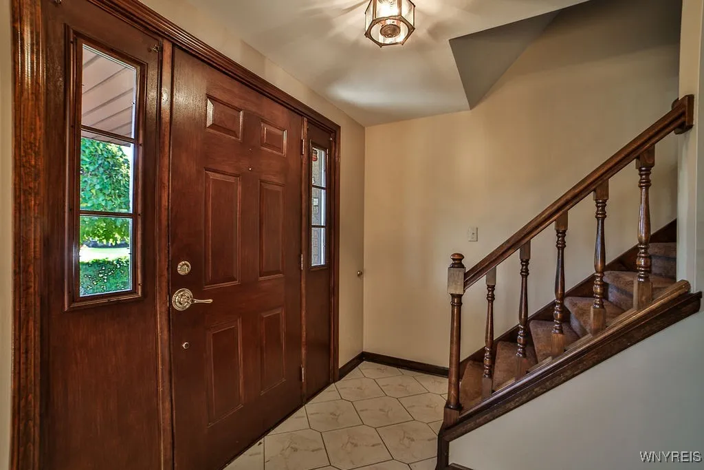 1687 Fix Road, Grand Island, New York 14072, Grand Island, New York 14072, 3 Bedrooms Bedrooms, 10 Rooms Rooms,1 BathroomBathrooms,Residential,For Sale,1687 Fix Road, Grand Island, New York 14072,0,B1642495