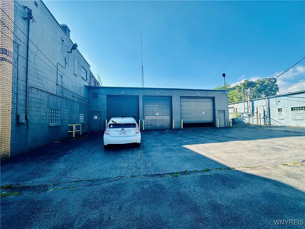 1336 Genesee Street, Buffalo, New York 14211, Buffalo, New York 14211, ,Commercial Lease,For Rent,1336 Genesee Street, Buffalo, New York 14211,0,B1643071