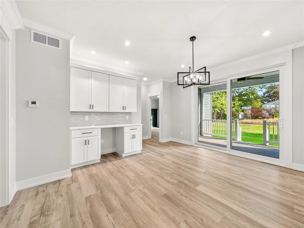 46 Mount Cassino Drive, Greece, New York 14612, Greece, New York 14612, 3 Bedrooms Bedrooms, 6 Rooms Rooms,2 BathroomsBathrooms,Residential,For Sale,46 Mount Cassino Drive, Greece, New York 14612,0,R1643048