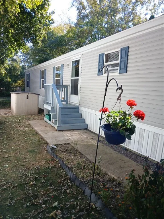 105 Superior Park, Manchester, New York 14548, Manchester, New York 14548, 3 Bedrooms Bedrooms, 5 Rooms Rooms,2 BathroomsBathrooms,Residential,Closed,105 Superior Park, Manchester, New York 14548,0,R1642963