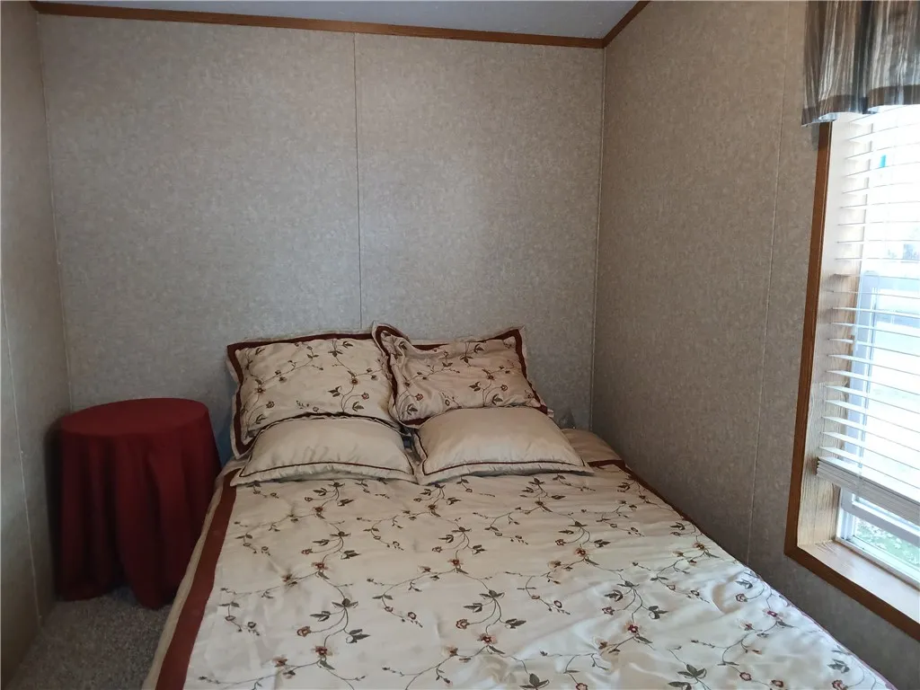 105 Superior Park, Manchester, New York 14548, Manchester, New York 14548, 3 Bedrooms Bedrooms, 5 Rooms Rooms,2 BathroomsBathrooms,Residential,Closed,105 Superior Park, Manchester, New York 14548,0,R1642963