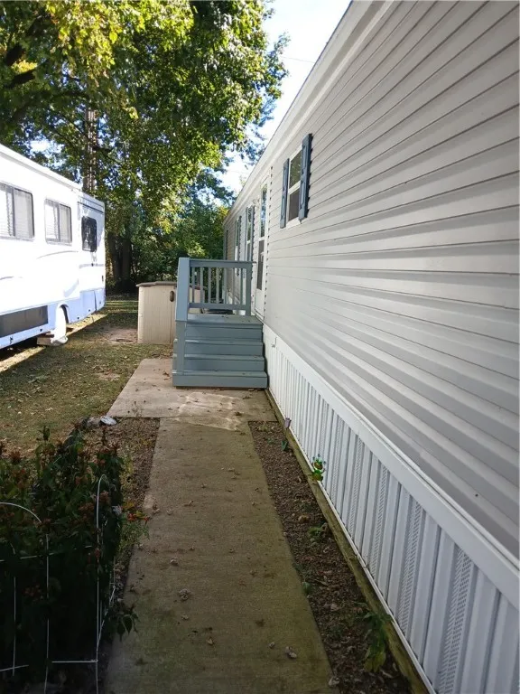 105 Superior Park, Manchester, New York 14548, Manchester, New York 14548, 3 Bedrooms Bedrooms, 5 Rooms Rooms,2 BathroomsBathrooms,Residential,Closed,105 Superior Park, Manchester, New York 14548,0,R1642963