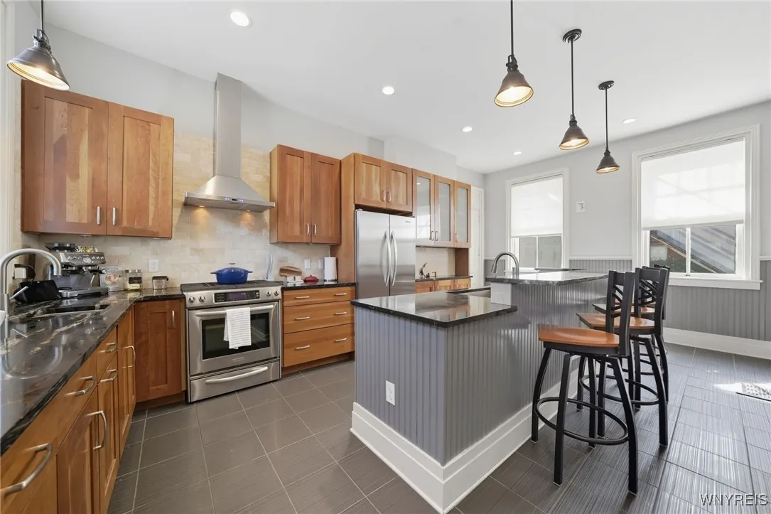 59 Linwood Avenue, Buffalo, New York 14209, Buffalo, New York 14209, 6 Bedrooms Bedrooms, ,3 BathroomsBathrooms,Residential,For Sale,59 Linwood Avenue, Buffalo, New York 14209,0,B1642985