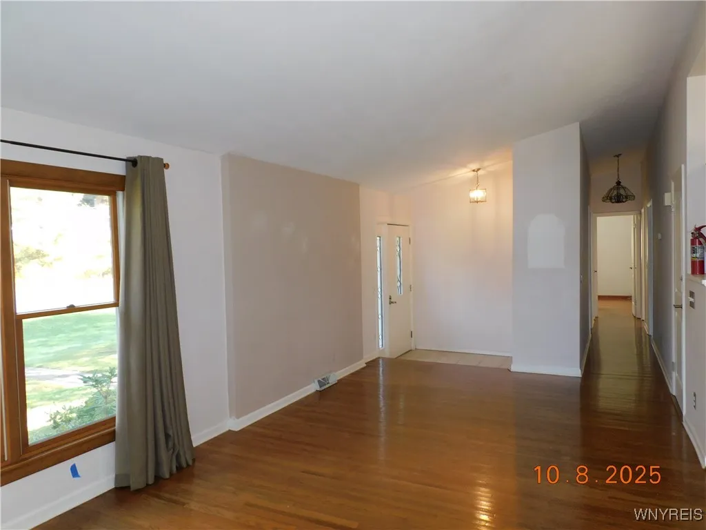 6390 Deanna Drive, Hamburg, New York 14075, Hamburg, New York 14075, 3 Bedrooms Bedrooms, 8 Rooms Rooms,2 BathroomsBathrooms,Residential,For Sale,6390 Deanna Drive, Hamburg, New York 14075,0,B1643102