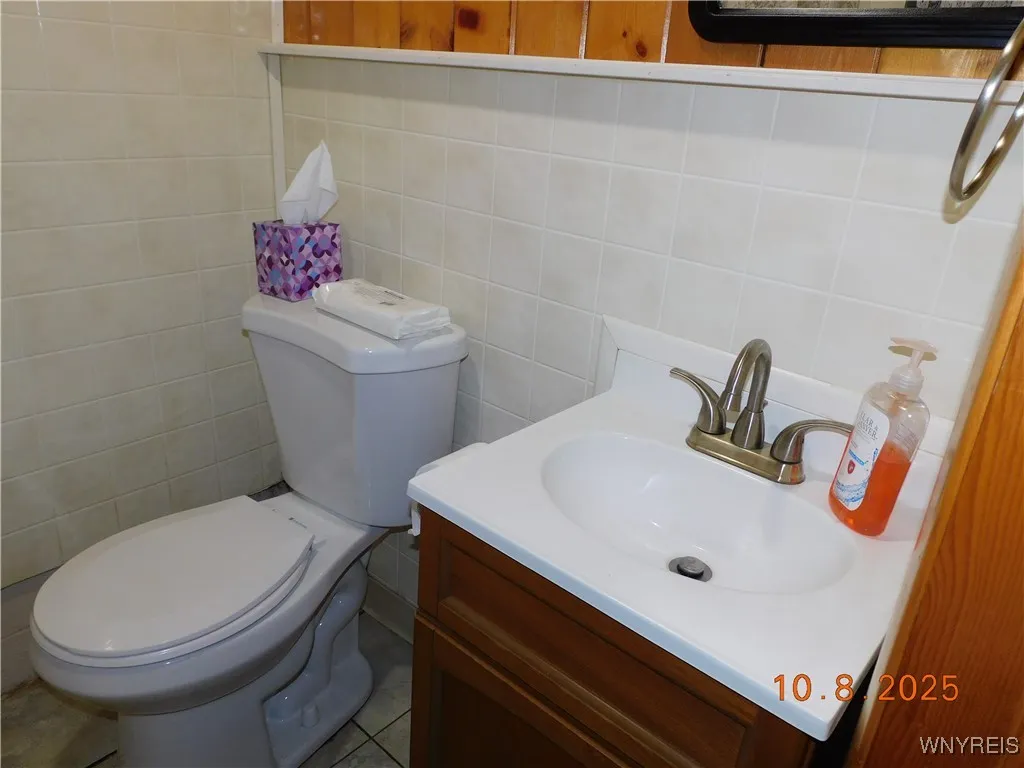 6390 Deanna Drive, Hamburg, New York 14075, Hamburg, New York 14075, 3 Bedrooms Bedrooms, 8 Rooms Rooms,2 BathroomsBathrooms,Residential,For Sale,6390 Deanna Drive, Hamburg, New York 14075,0,B1643102