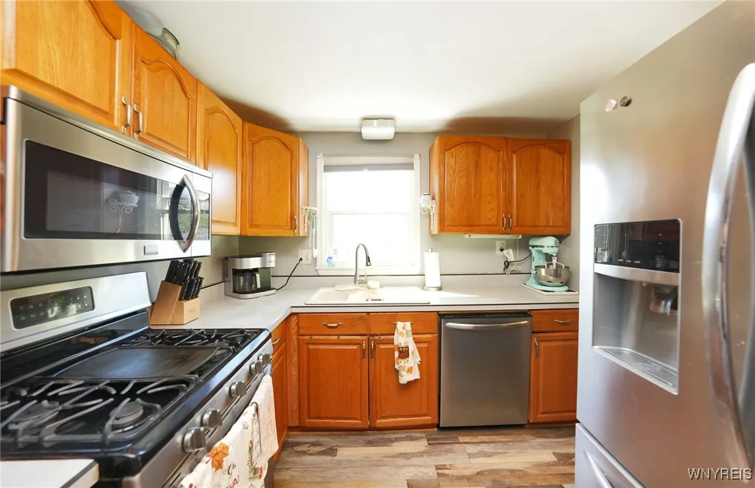 2691 Riverton Avenue, Hamburg, New York 14075, Hamburg, New York 14075, 3 Bedrooms Bedrooms, 7 Rooms Rooms,1 BathroomBathrooms,Residential,Closed,2691 Riverton Avenue, Hamburg, New York 14075,0,B1642029
